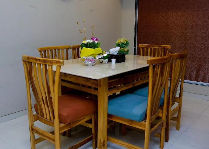 Pinaki Comfort Stay Malad
