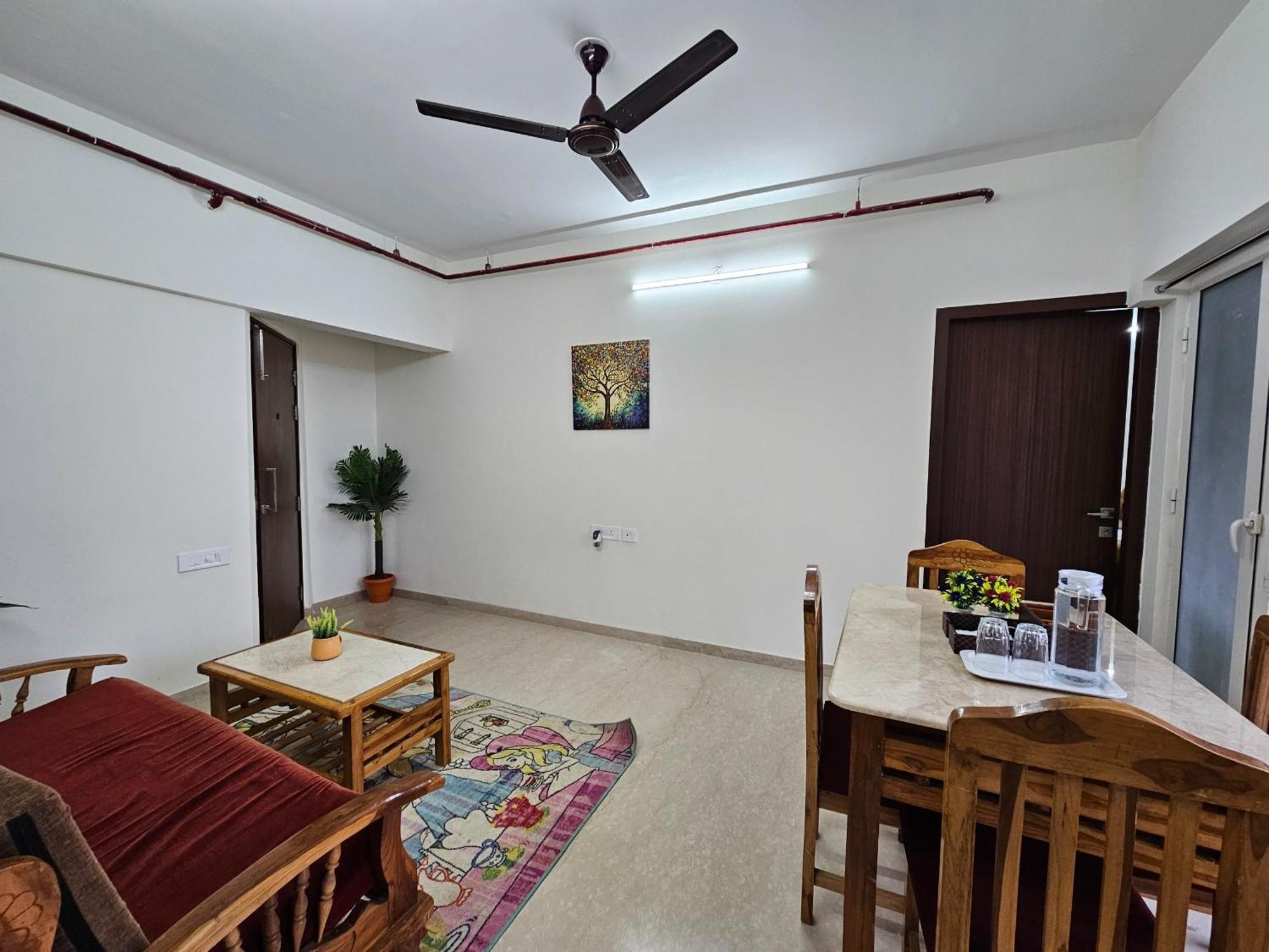 Pinaki Comfort Malad Apartament Bombaj
